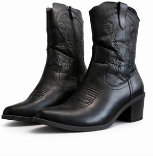 Black Western Cowboy Boots w/ Chunky Heel